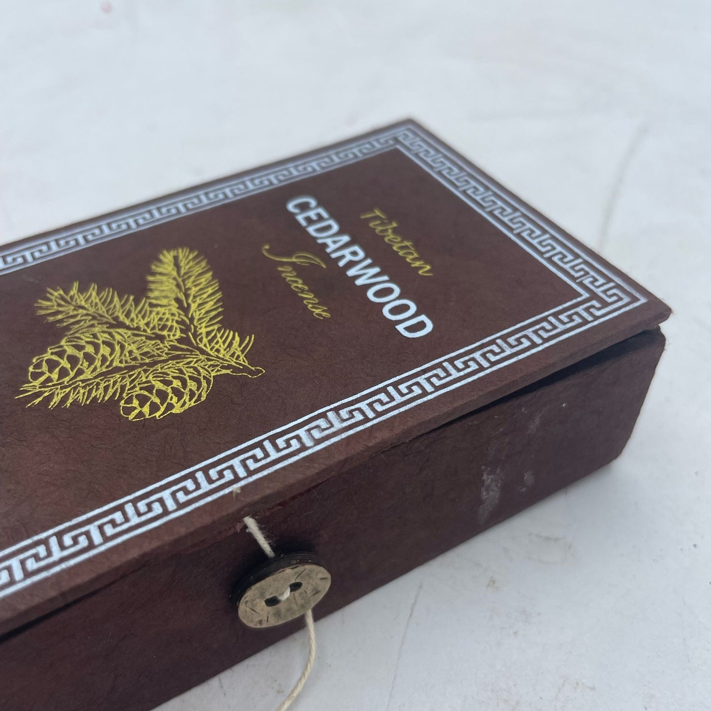 Set de Oferta de Incenso Tibetano do Himalaia - Madeira de Cedro