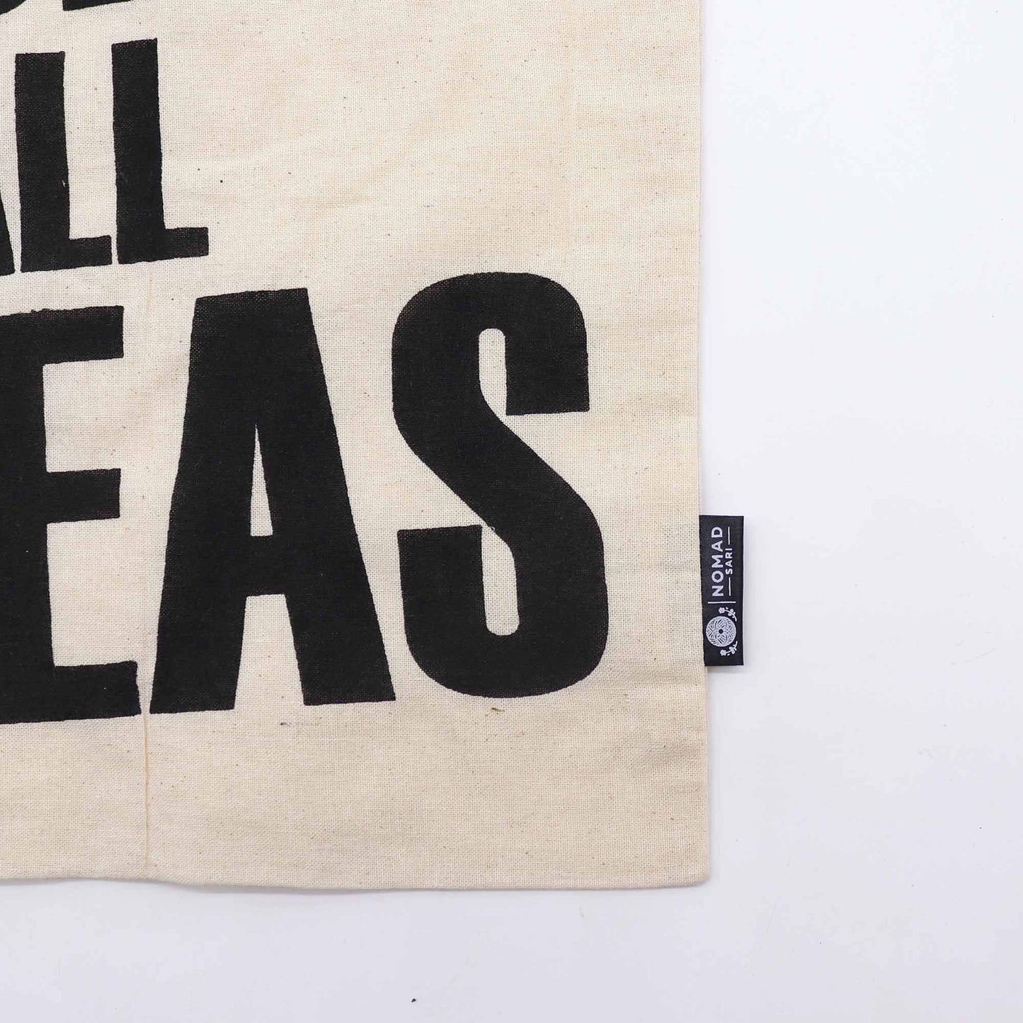 Bolsa Tote Icónica Nomad Sari - Access All Areas - Natural 4oz