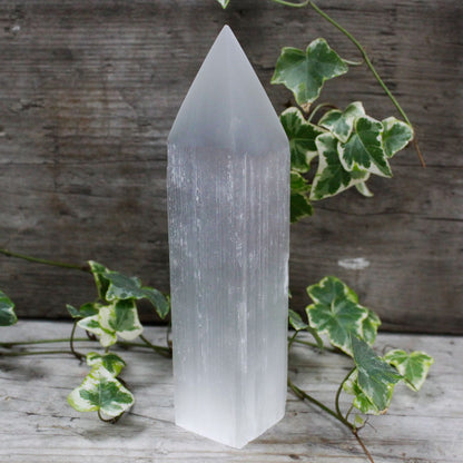 Torre de Selenite Ponta de Lápis - 20 cm