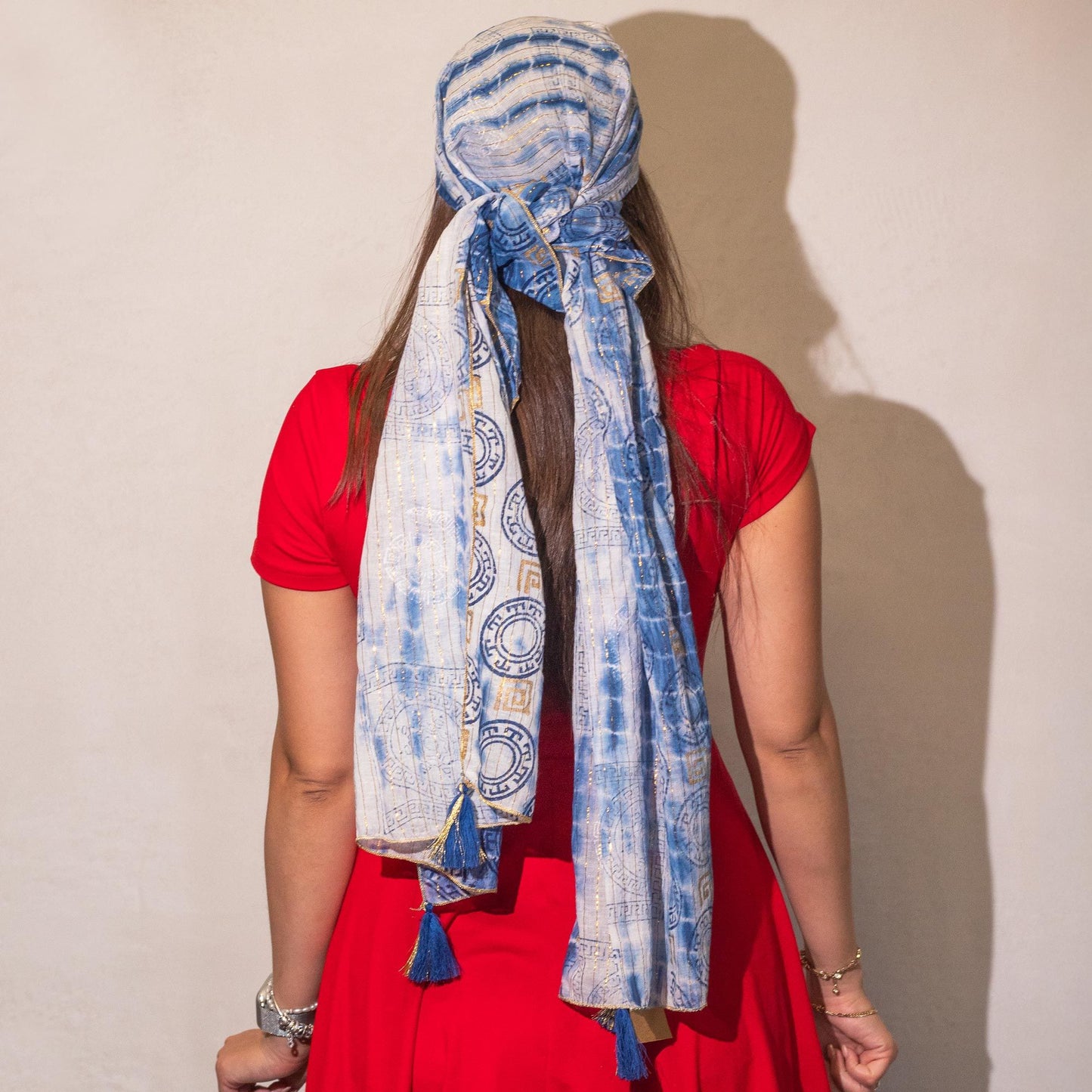 Lenço Nomad Sari Marbella Verão - Azul e Dourado (180x50cm)