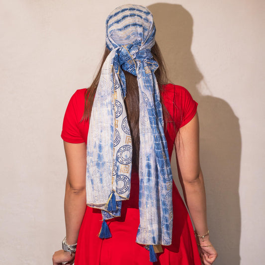 Lenço Nomad Sari Marbella Verão - Azul e Dourado (180x50cm)
