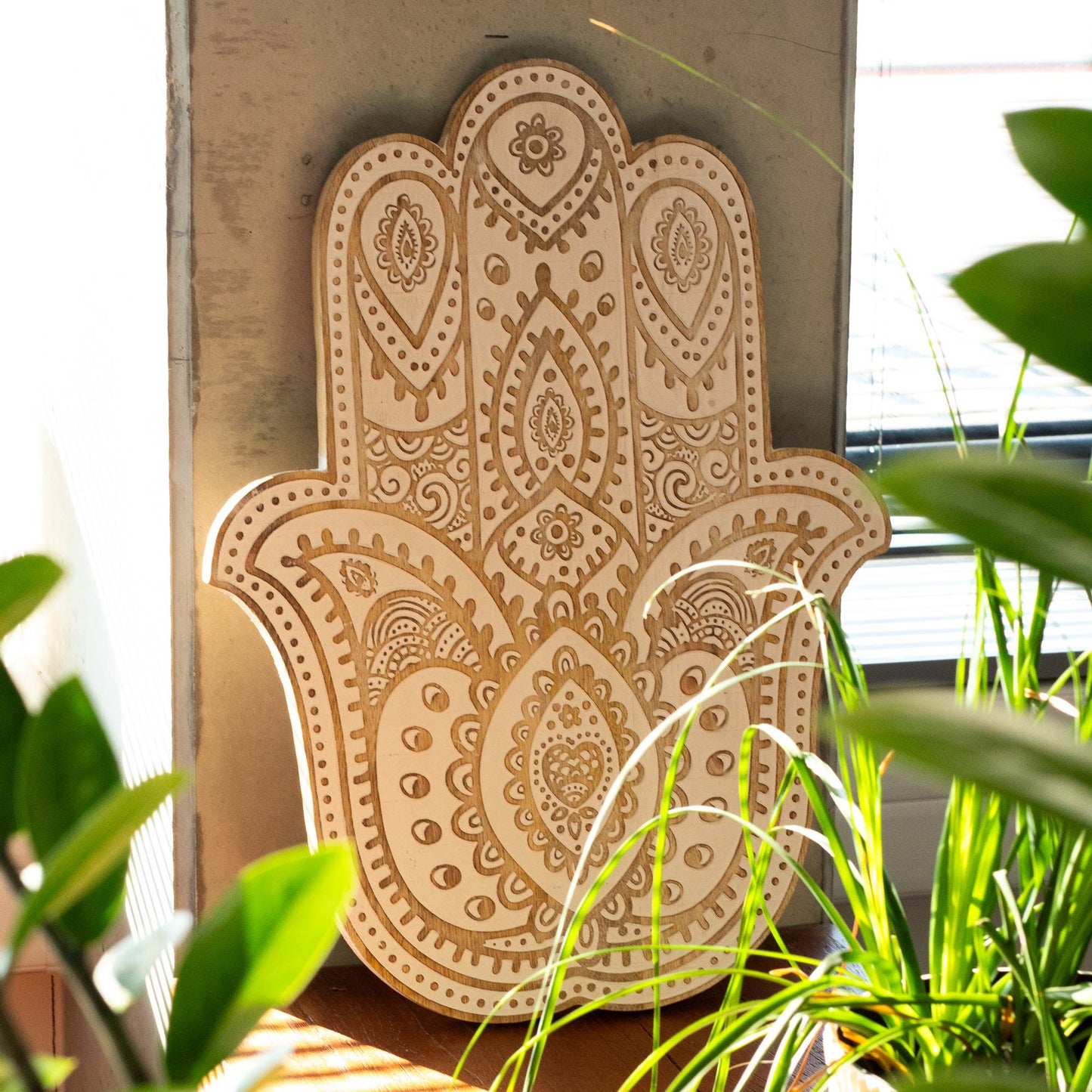 Placa de Parede Mão de Hamsa em Madeira de Mangueira - Branco