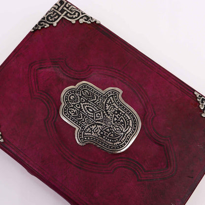 Livro Bronzeado Vermelho - Decoração Hamsa em Zinco