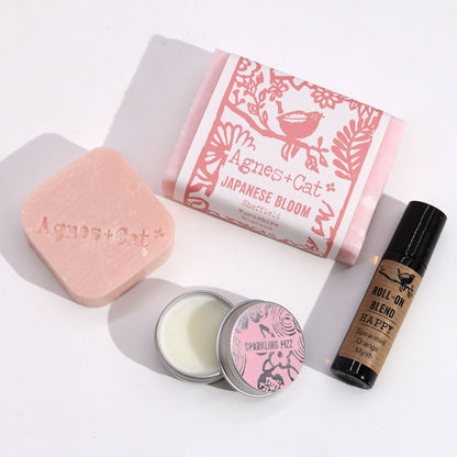 Conjunto de Bem-Estar Agnes & Cat - Florescer e Alegria