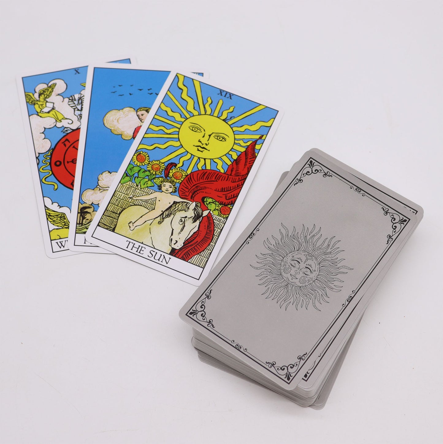 Cartas de Tarot com Livro Guia - Arcanos Tradicionais