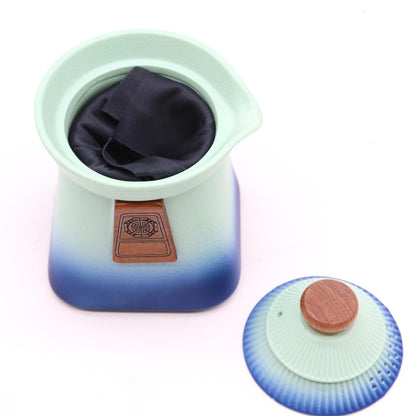 Conjunto de Bule Temple com Três Chávenas, Céu Azul