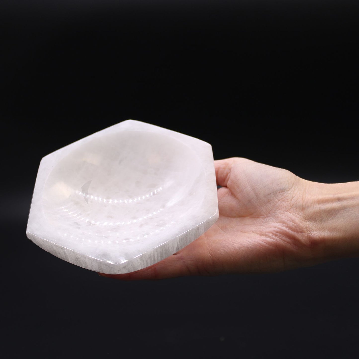 Tigela Hexagonal de Selenite 15cm