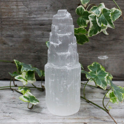 Torre de Selenite Natural - 15 cm