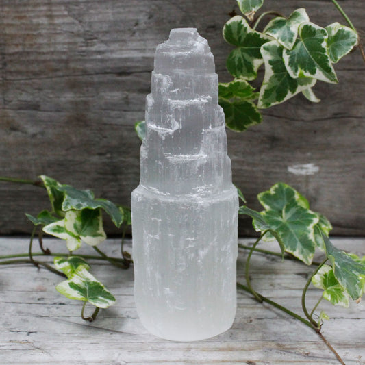 Torre de Selenite Natural - 15 cm