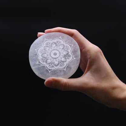 Placa de Carga de Selenite Pequena 8cm - Mandala