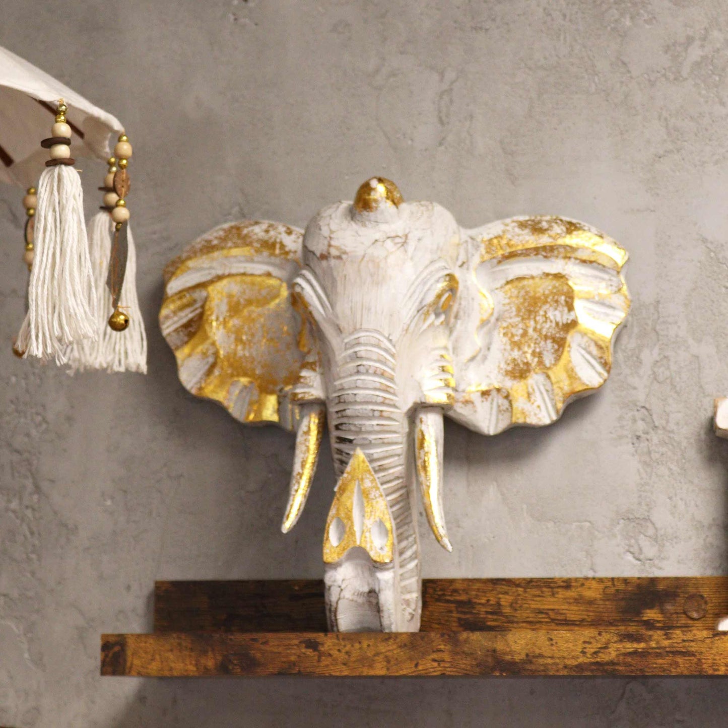 Cabeça Grande de Elefante - Dourado e Branco