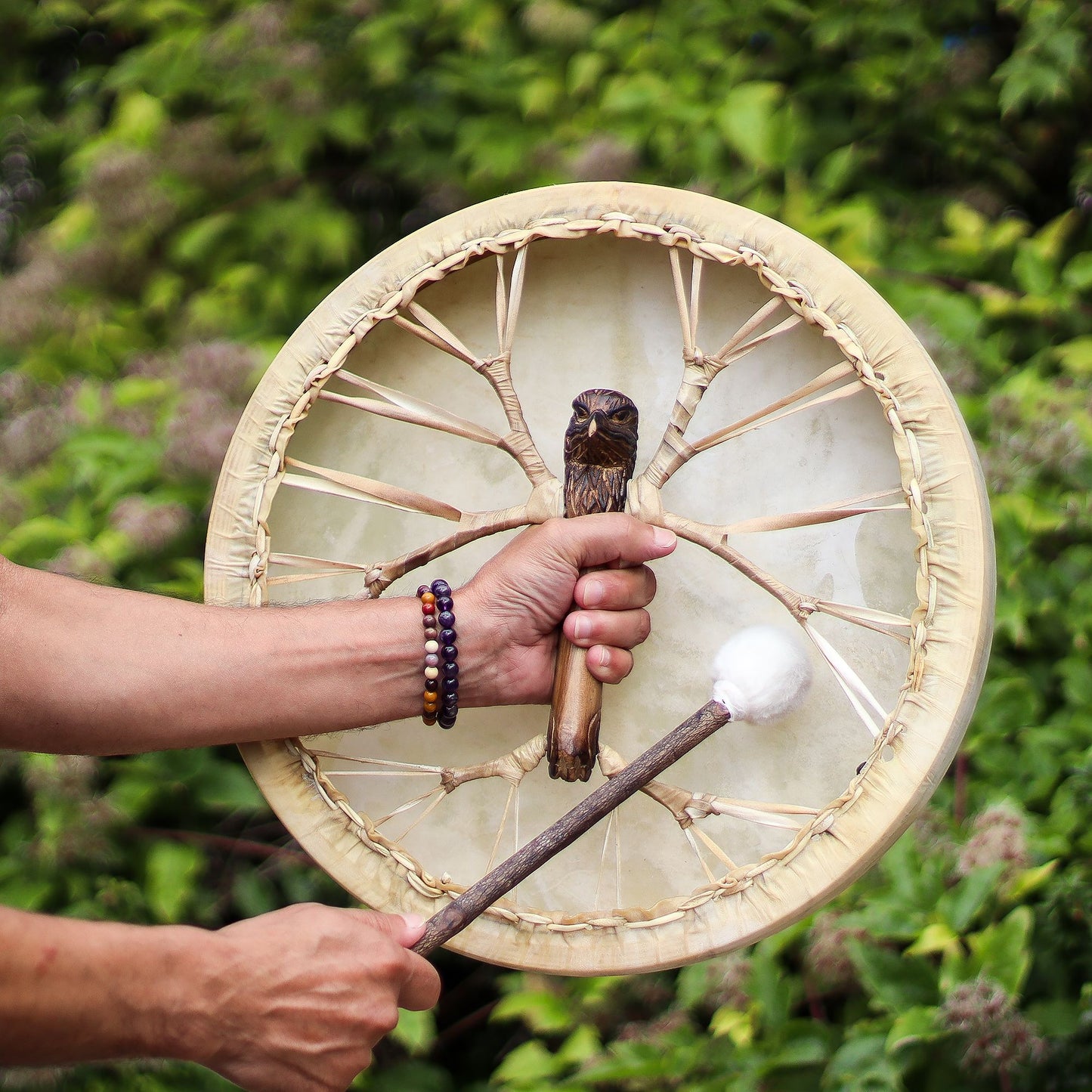Tambor Xamânico Espírito da Águia e Baqueta - Afinável - 40 cm