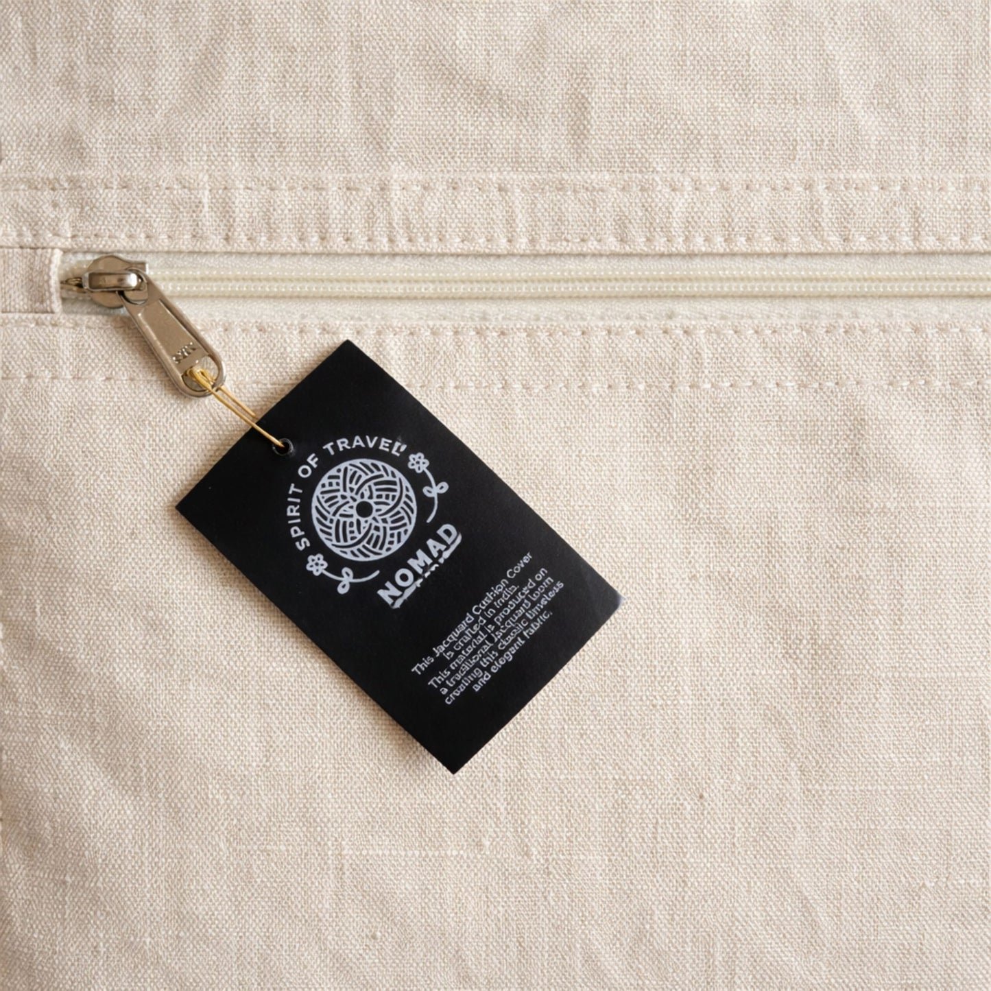 Capa de Almofada Boho 45x45 cm — Quadrados Bordô