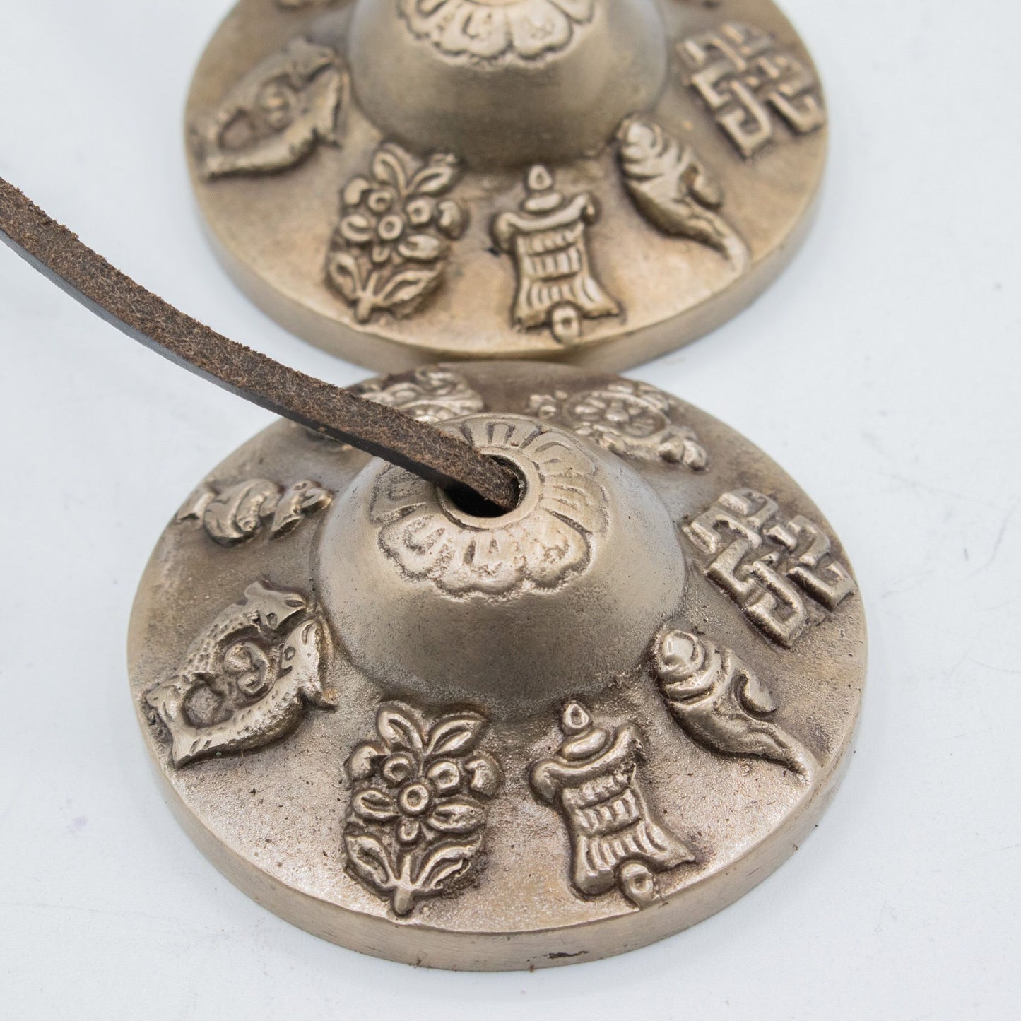 Sino Tibetano Tingsha Premium - Símbolos da Sorte - aprox. 6 cm (155 g)