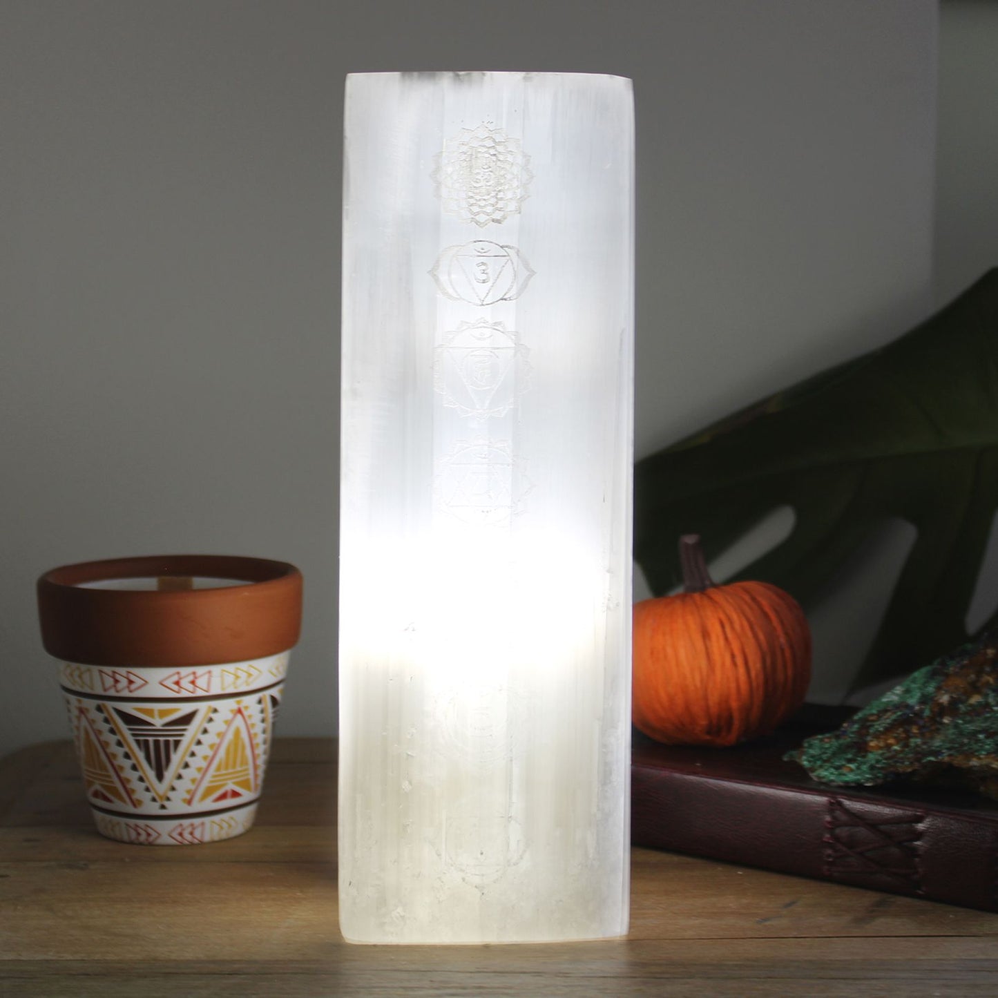 Candeeiro Bloco de Selenite 25cm - Chakra