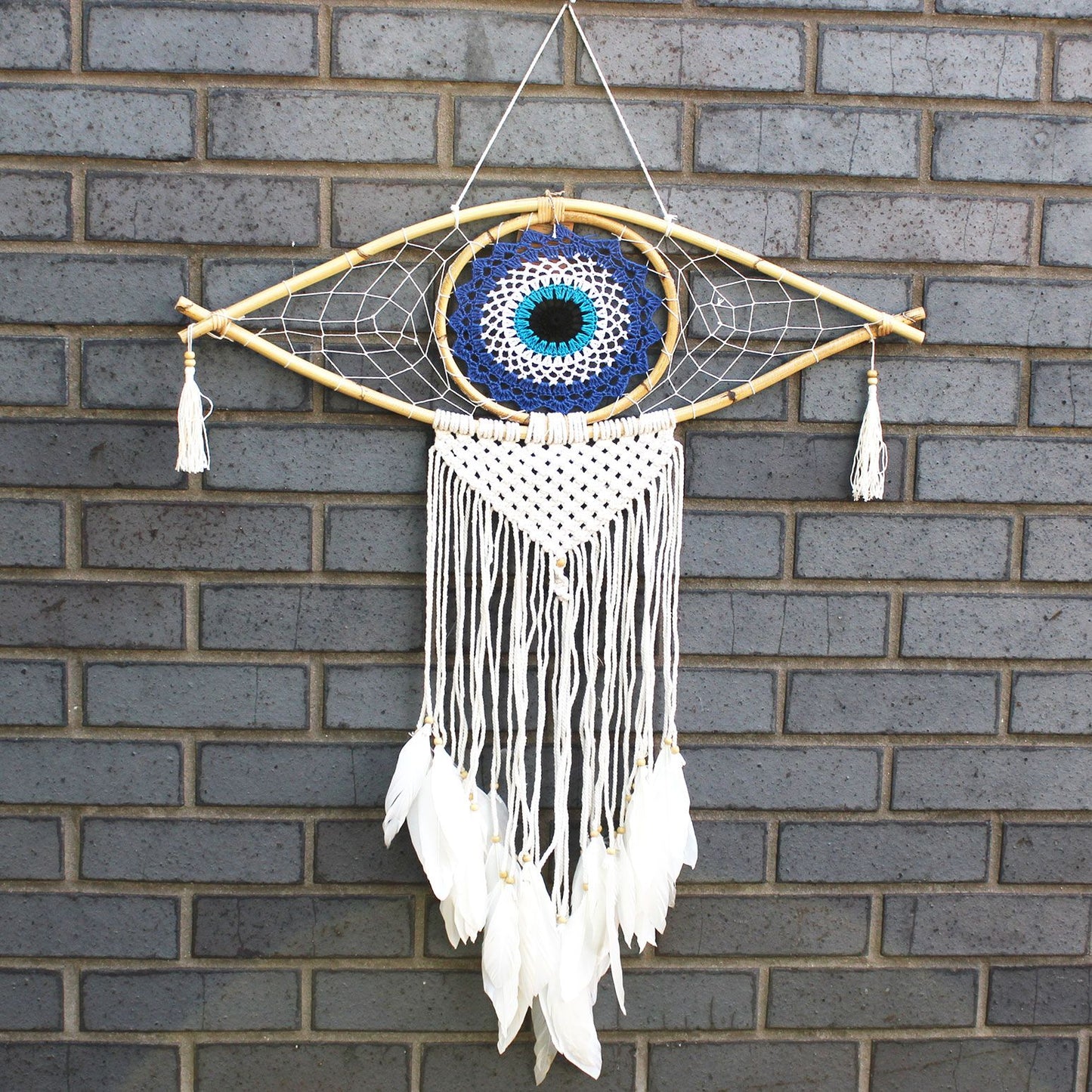 Guarda Sonhos Macramé - Grande Mau Olhado Azul/Branco/Preto